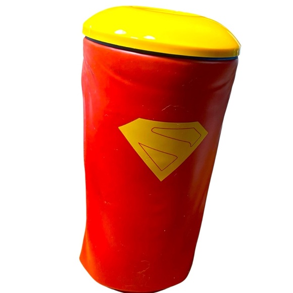 DC - Superman - Large Rubber Drinking Cup w/ Superman/S Symbol/Krypto Toppers - Picture 7 of 8